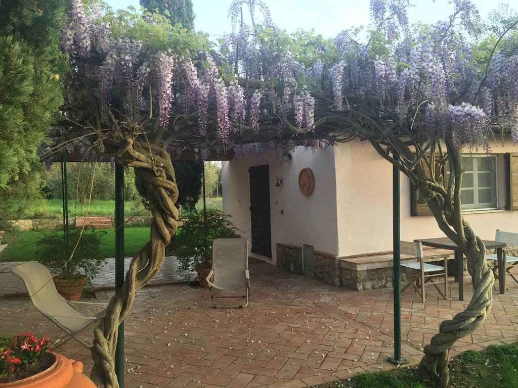 Casale Ai Poggi Pensionat Orbetello Eksteriør billede